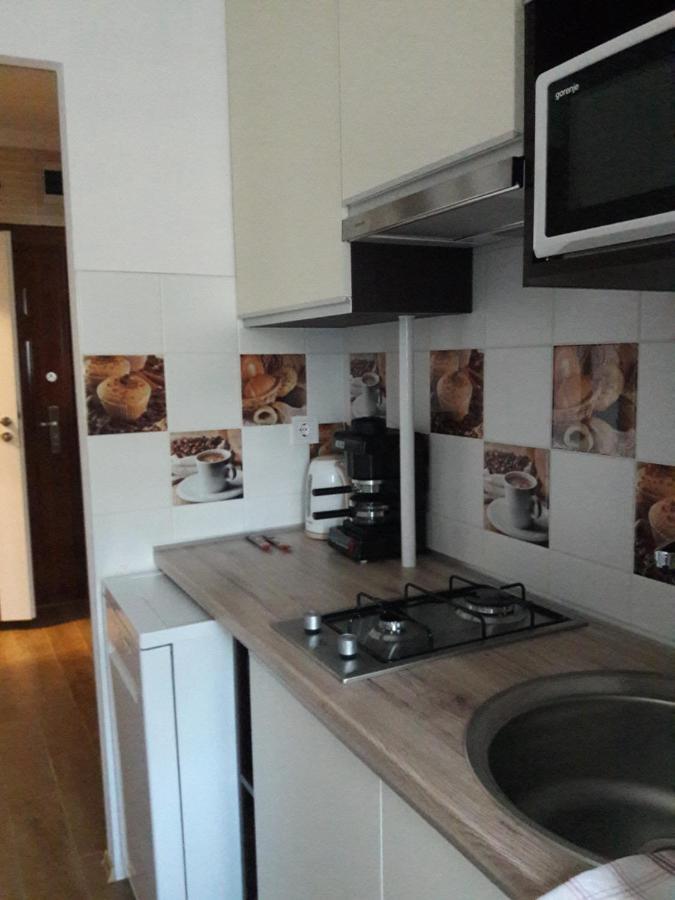 Studio+19 Apartman Kazincbarcika Luaran gambar